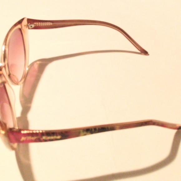 Betsey Johnson Cateye Sunglasses - Picture 10 of 15